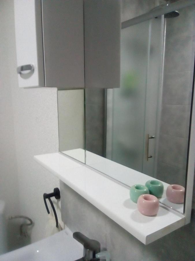 Guest Room At Number Nine โอครีด ภายนอก รูปภาพ